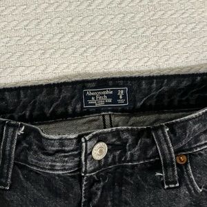 Abercrombie & Fitch womens charcoal black
annie high rise raw hem shorts